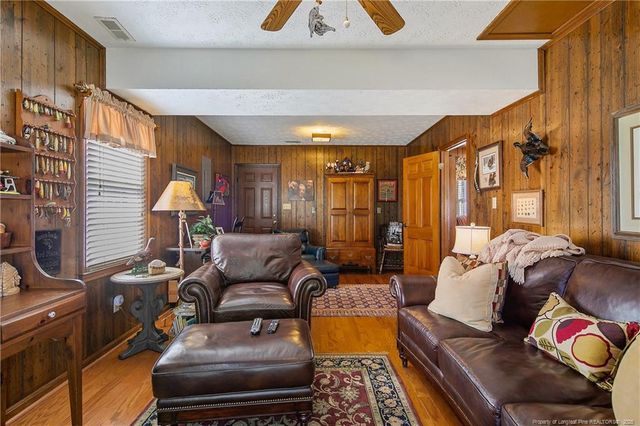 809 Southview Circle, Fayetteville, NC 28311