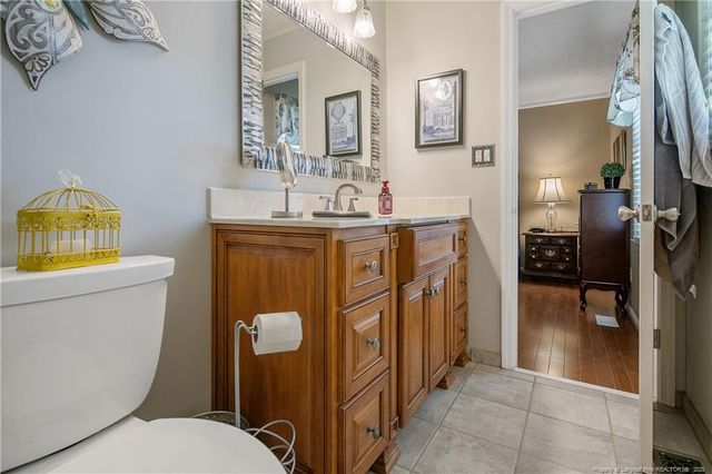 809 Southview Circle, Fayetteville, NC 28311