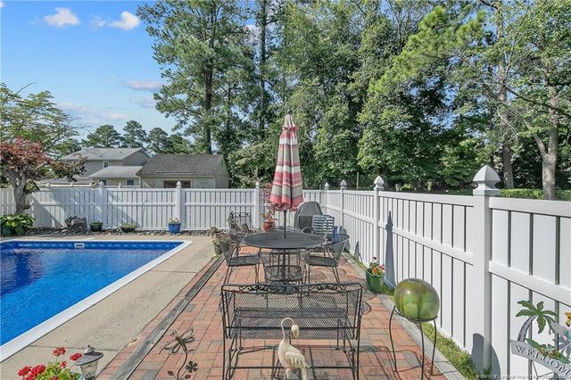 809 Southview Circle, Fayetteville, NC 28311