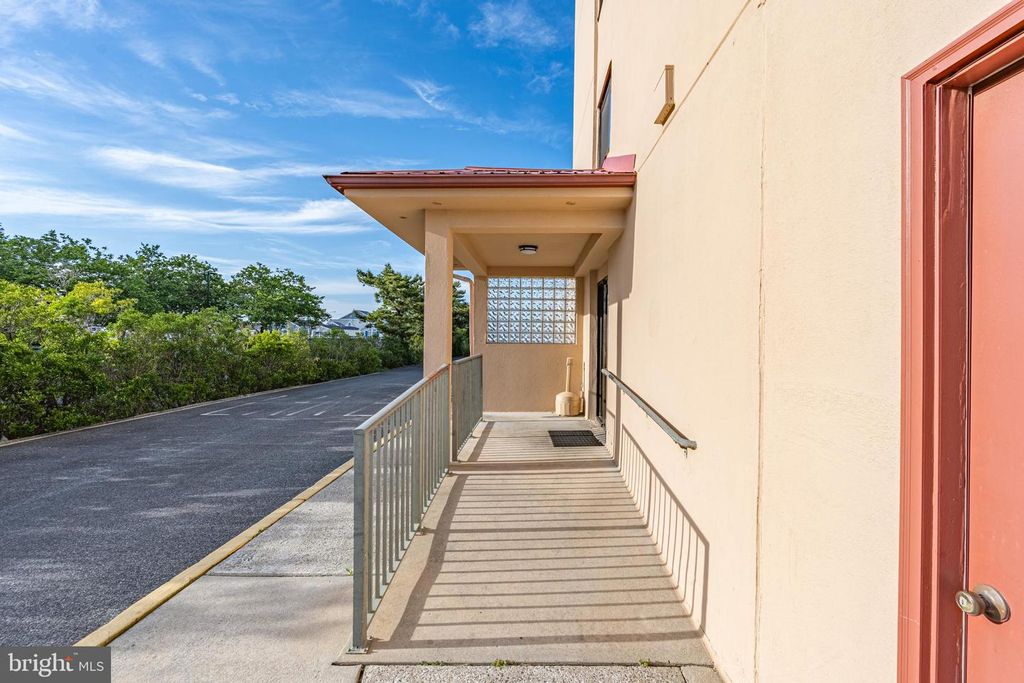 Image 27 of property listing at 2301 PHILADELPHIA AVE #406, Ocean City, MD 21842