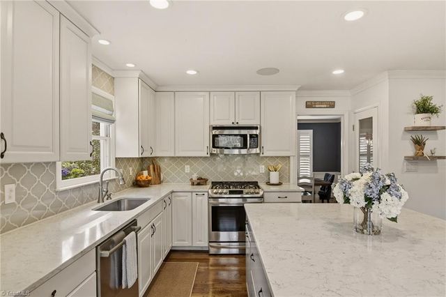 761 Ashview Drive, Winston-salem, NC 27103