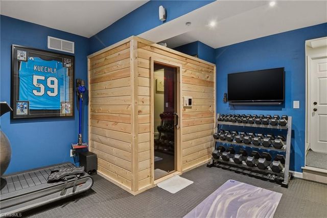 761 Ashview Drive, Winston-salem, NC 27103