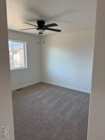 290 292 W Palomar Bay, Pueblo West, CO 81007