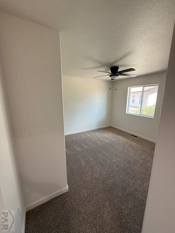 290 292 W Palomar Bay, Pueblo West, CO 81007