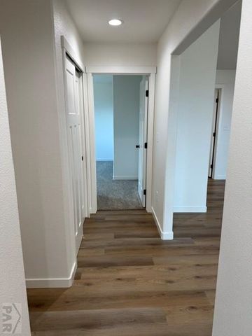 290 292 W Palomar Bay, Pueblo West, CO 81007