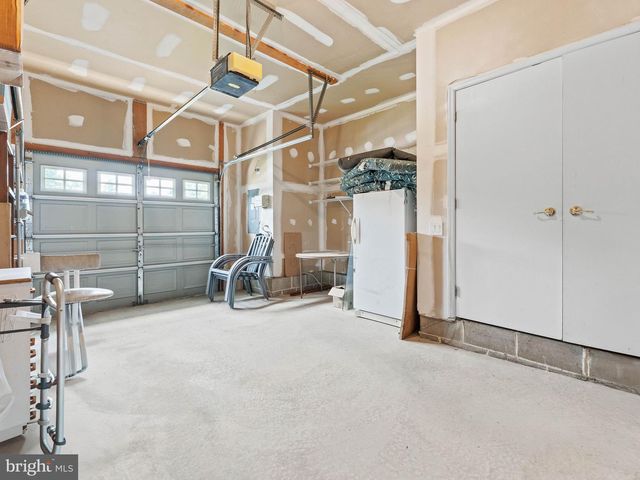 24 VIOLET CT, Marlton, NJ 08053