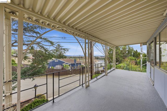 2135 173rd Avenue, Castro Valley, CA 94546