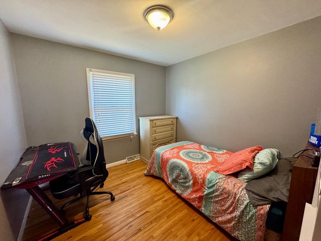 515 S PARK Street, Sheffield, IL 61361