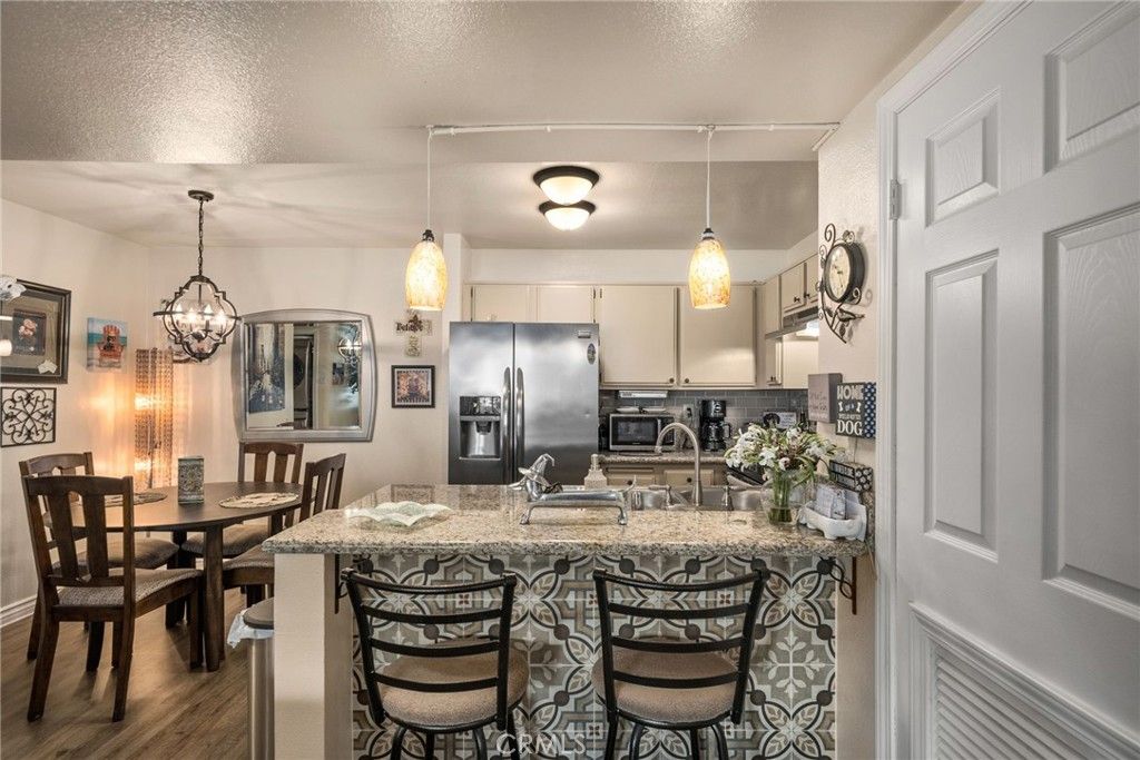 Image 12 of property listing at 1480 W Edgehill Road 3, San Bernardino, CA 92405