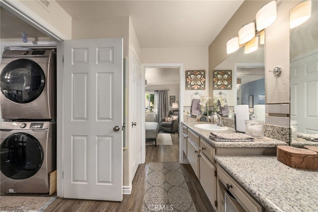 Image 19 of property listing at 1480 W Edgehill Road 3, San Bernardino, CA 92405