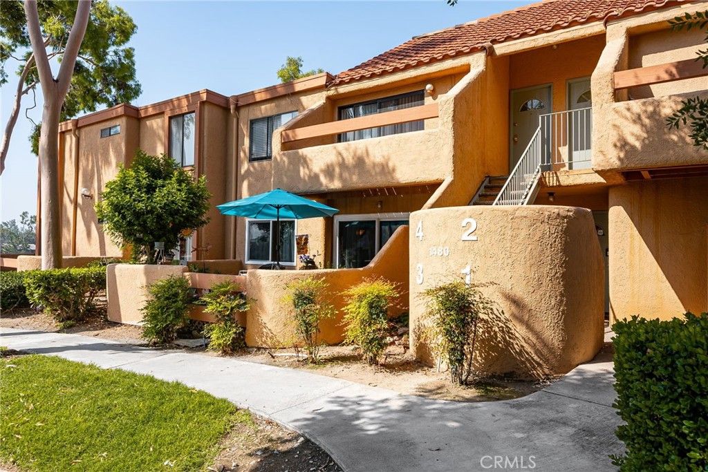 Image 2 of property listing at 1480 W Edgehill Road 3, San Bernardino, CA 92405