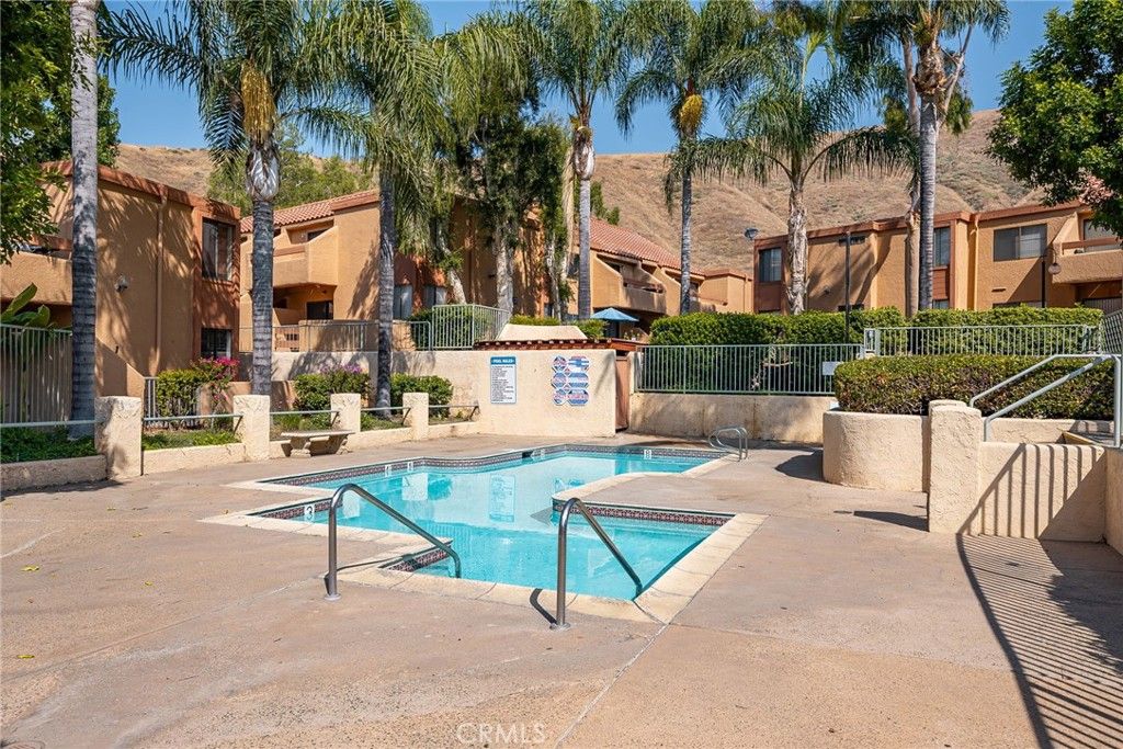 Image 23 of property listing at 1480 W Edgehill Road 3, San Bernardino, CA 92405