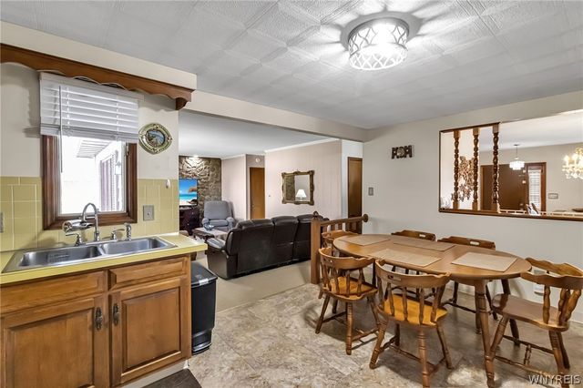 64 Campus Drive, West Seneca, NY 14224