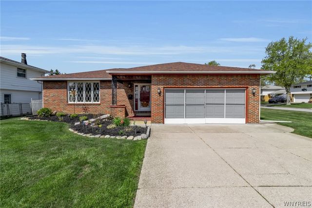 64 Campus Drive, West Seneca, NY 14224