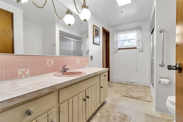 64 Campus Drive, West Seneca, NY 14224