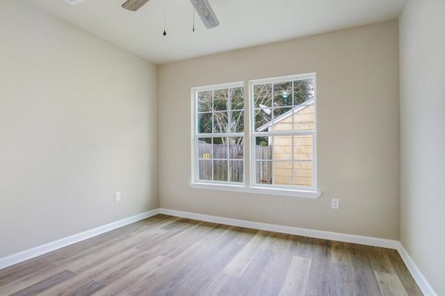1120 17th Ave North, Texas City, TX 77590