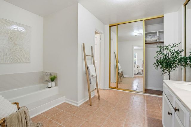 555 Palm Avenue 103, Millbrae, CA 94030
