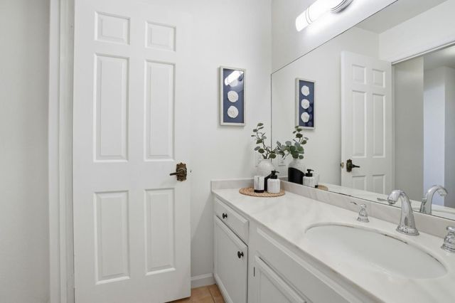 555 Palm Avenue 103, Millbrae, CA 94030