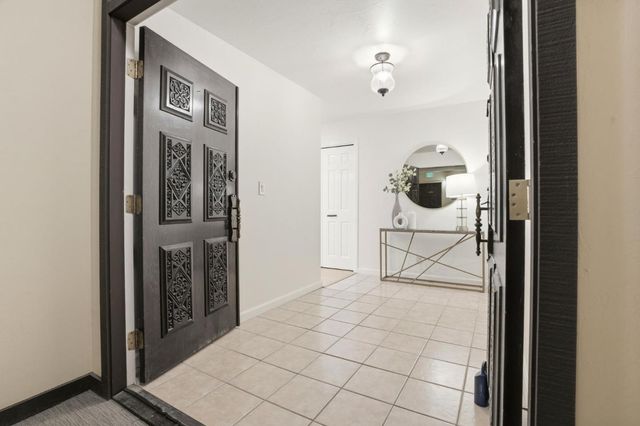555 Palm Avenue 103, Millbrae, CA 94030