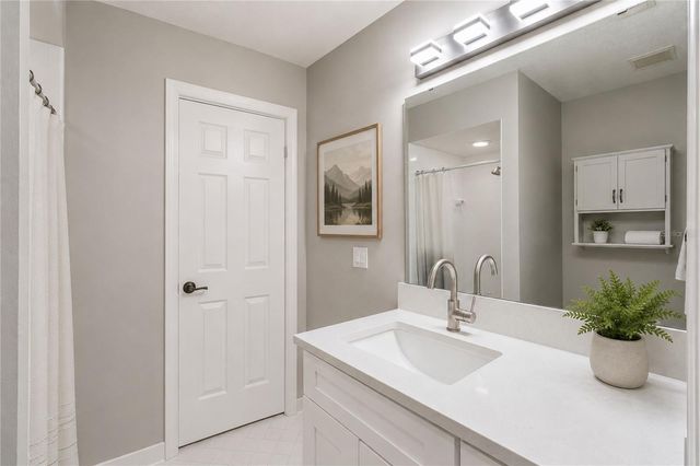 2827 SHADOW WOOD COURT, Kissimmee, FL 34746