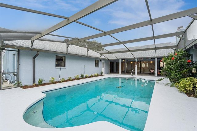 2827 SHADOW WOOD COURT, Kissimmee, FL 34746