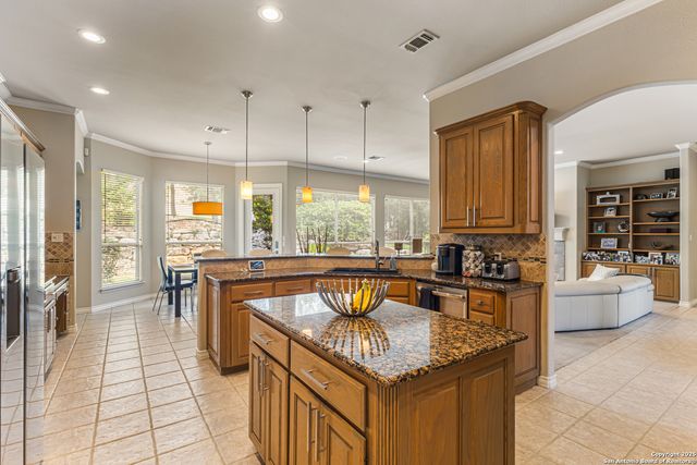 23018 Whisper Canyon, San Antonio, TX 78258