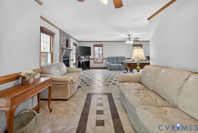 173 Covenant Way, Bumpass, VA 23024