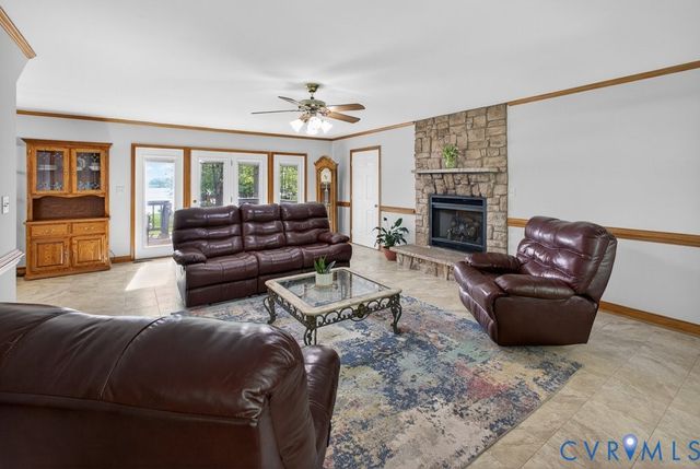 173 Covenant Way, Bumpass, VA 23024