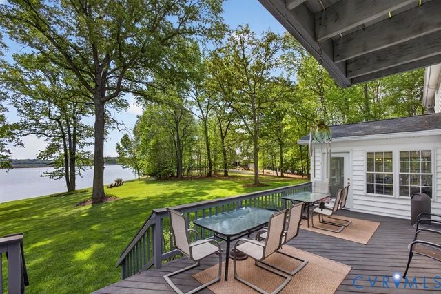 173 Covenant Way, Bumpass, VA 23024