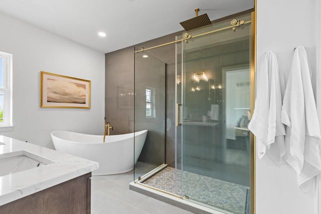 1270 Stonehaven Drive, Sun Prairie, WI 53590