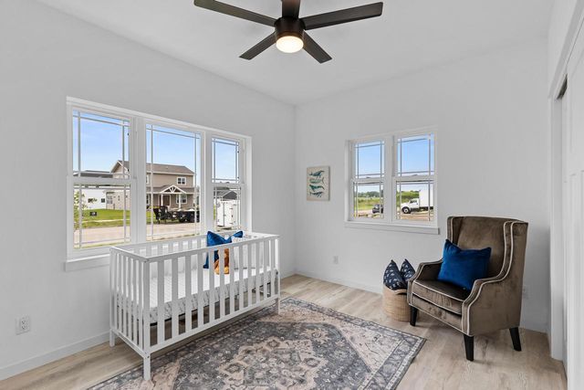 1270 Stonehaven Drive, Sun Prairie, WI 53590