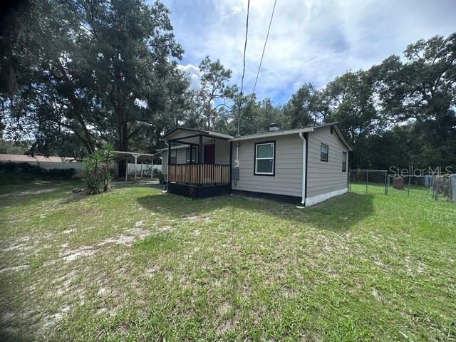 1215 MANOR DRIVE, Leesburg, FL 34748