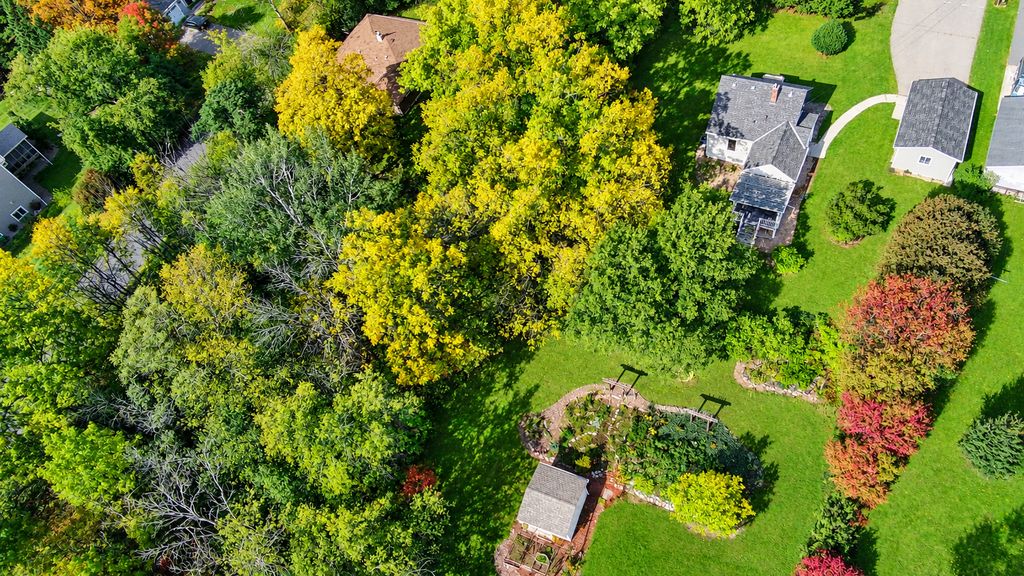 10605 Belmont Road, Minnetonka, MN 55305 — photo 2