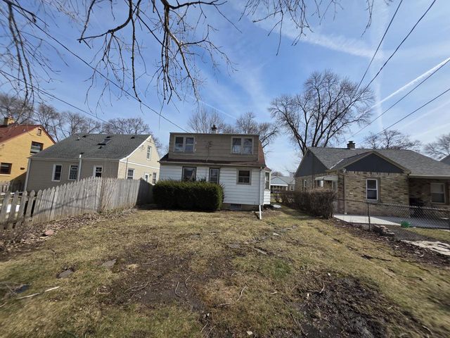 3029 N 88th STREET, Milwaukee, WI 53222