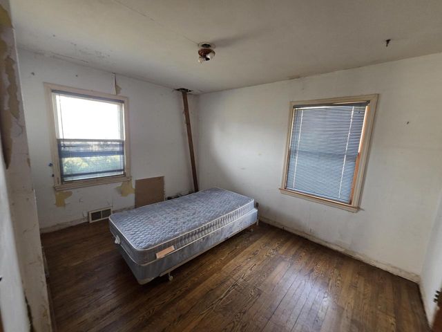 3029 N 88th STREET, Milwaukee, WI 53222