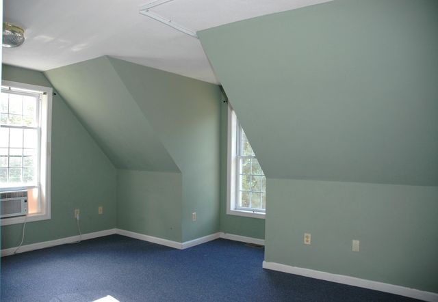 20 Beechwood Road, Sandown, NH 03873