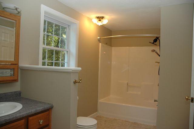 20 Beechwood Road, Sandown, NH 03873