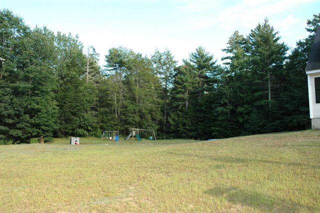 20 Beechwood Road, Sandown, NH 03873