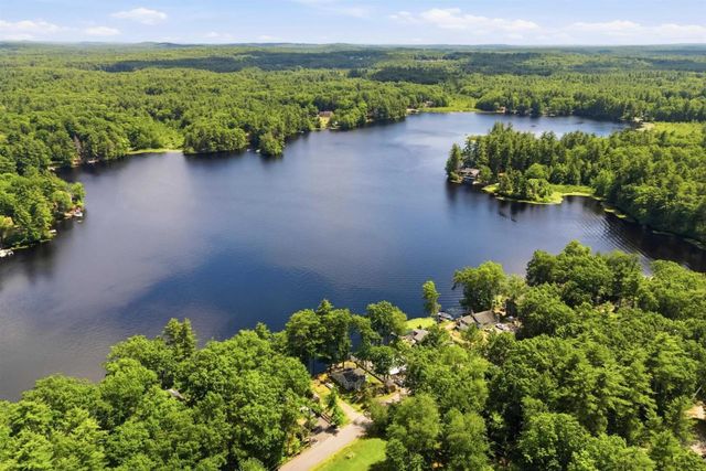 20 Beechwood Road, Sandown, NH 03873