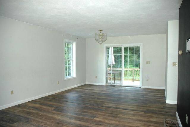 20 Beechwood Road, Sandown, NH 03873