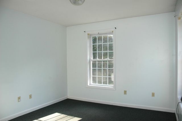 20 Beechwood Road, Sandown, NH 03873