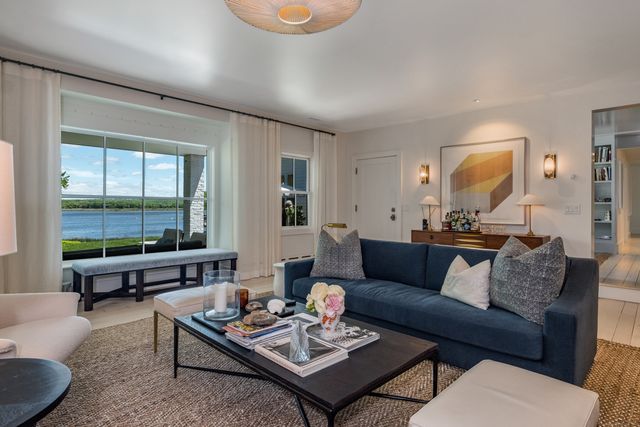 7 Hanna Lane, Essex, CT 06426