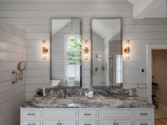 7 Hanna Lane, Essex, CT 06426