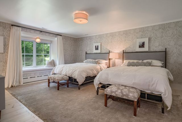 7 Hanna Lane, Essex, CT 06426