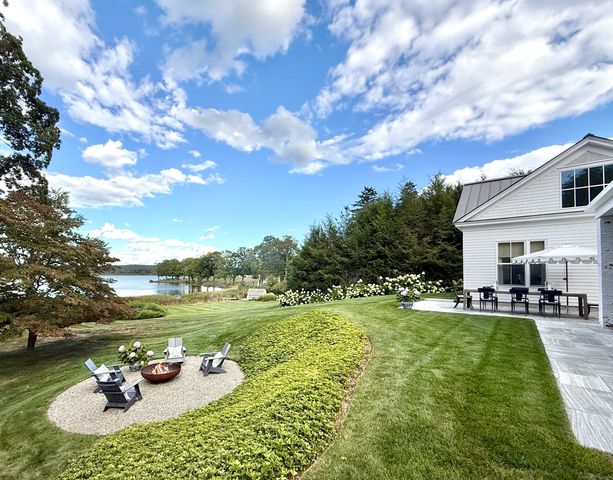 7 Hanna Lane, Essex, CT 06426