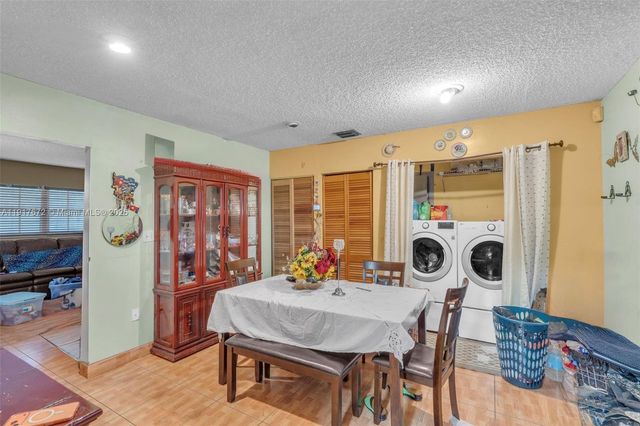 2029 NW 5th St, Miami, FL 33125