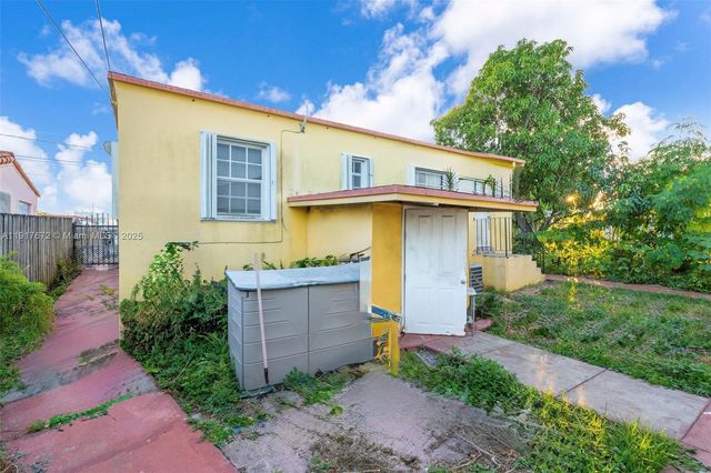 2029 NW 5th St, Miami, FL 33125