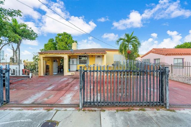 2029 NW 5th St, Miami, FL 33125