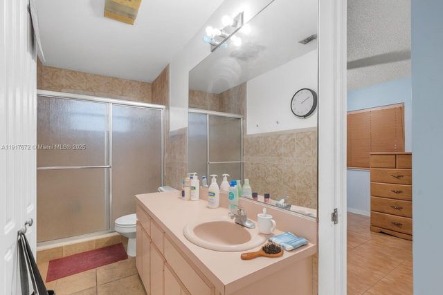 2029 NW 5th St, Miami, FL 33125