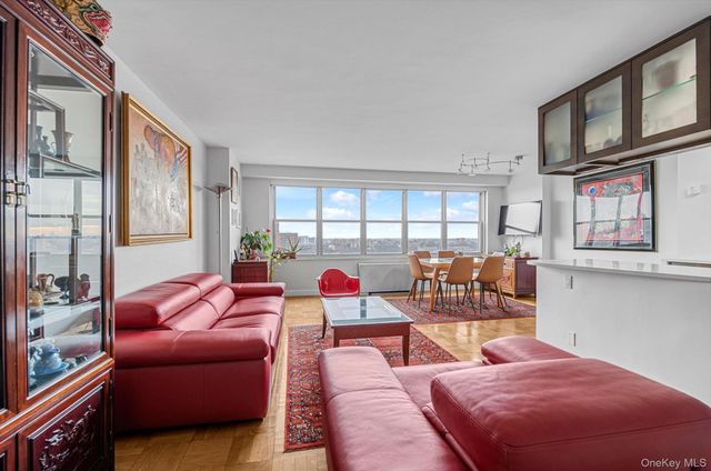 555 Kappock Street 22C, Bronx, NY 10463